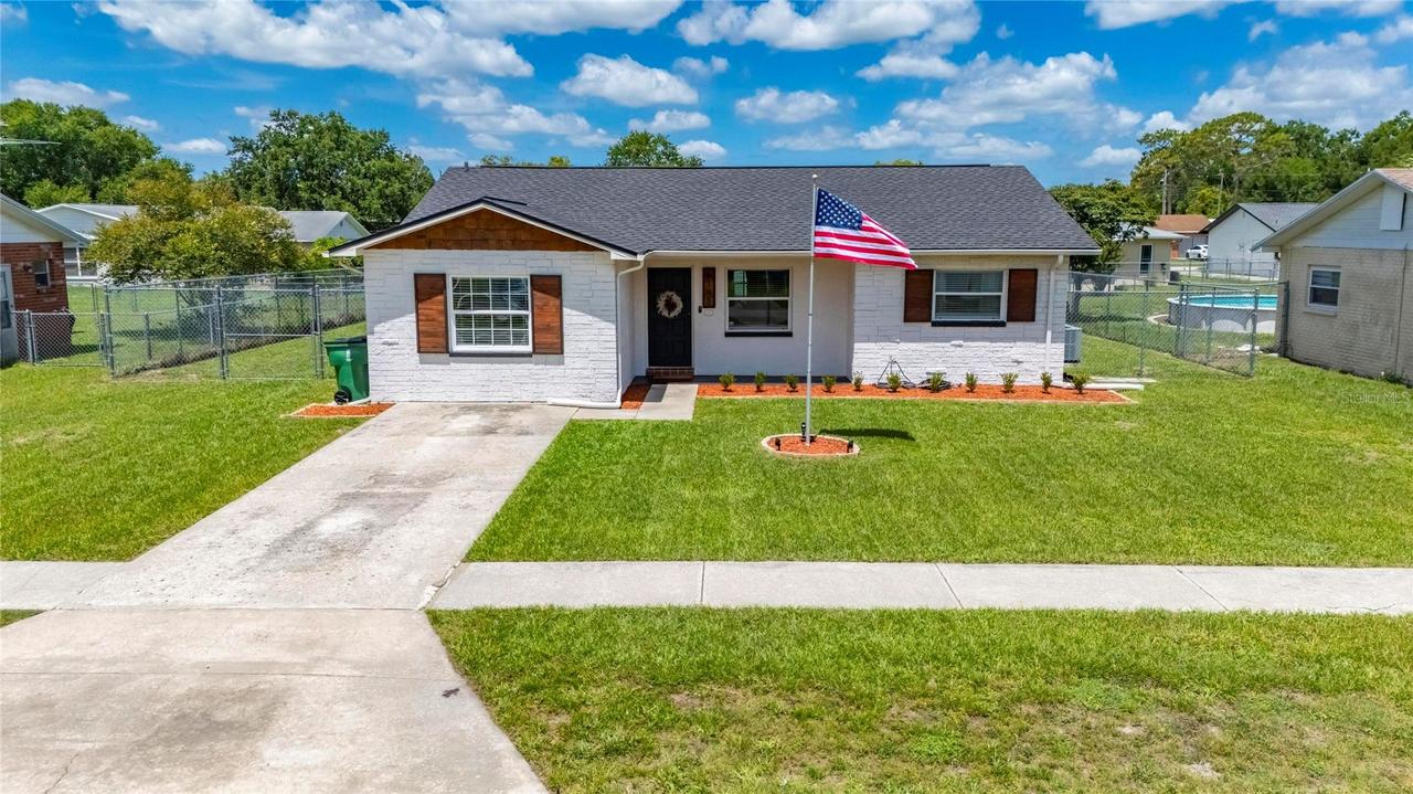 6145 17th St., Zephyrhills, FL 33542