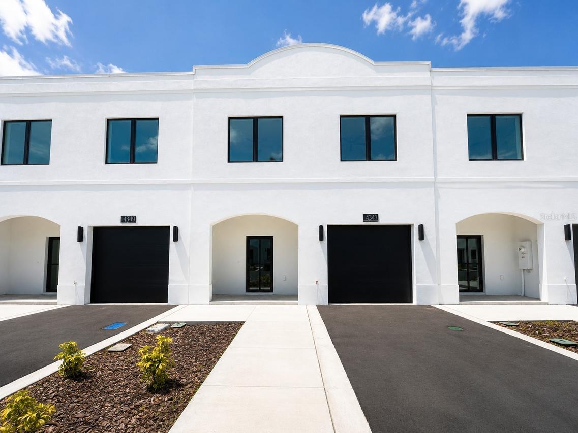 4347 Cambio Gardens Ct., Tampa, FL 33610