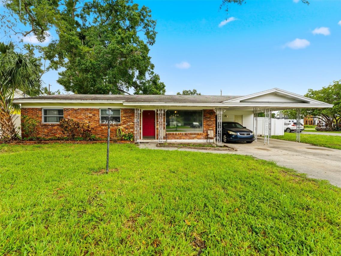 2109 W Erna Dr., Tampa, FL 33603