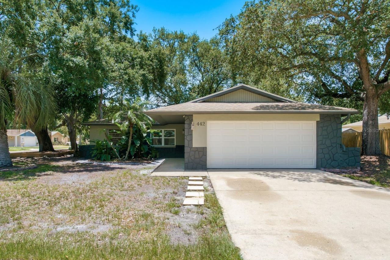 442 Evergreen Dr., Oldsmar, FL 34677