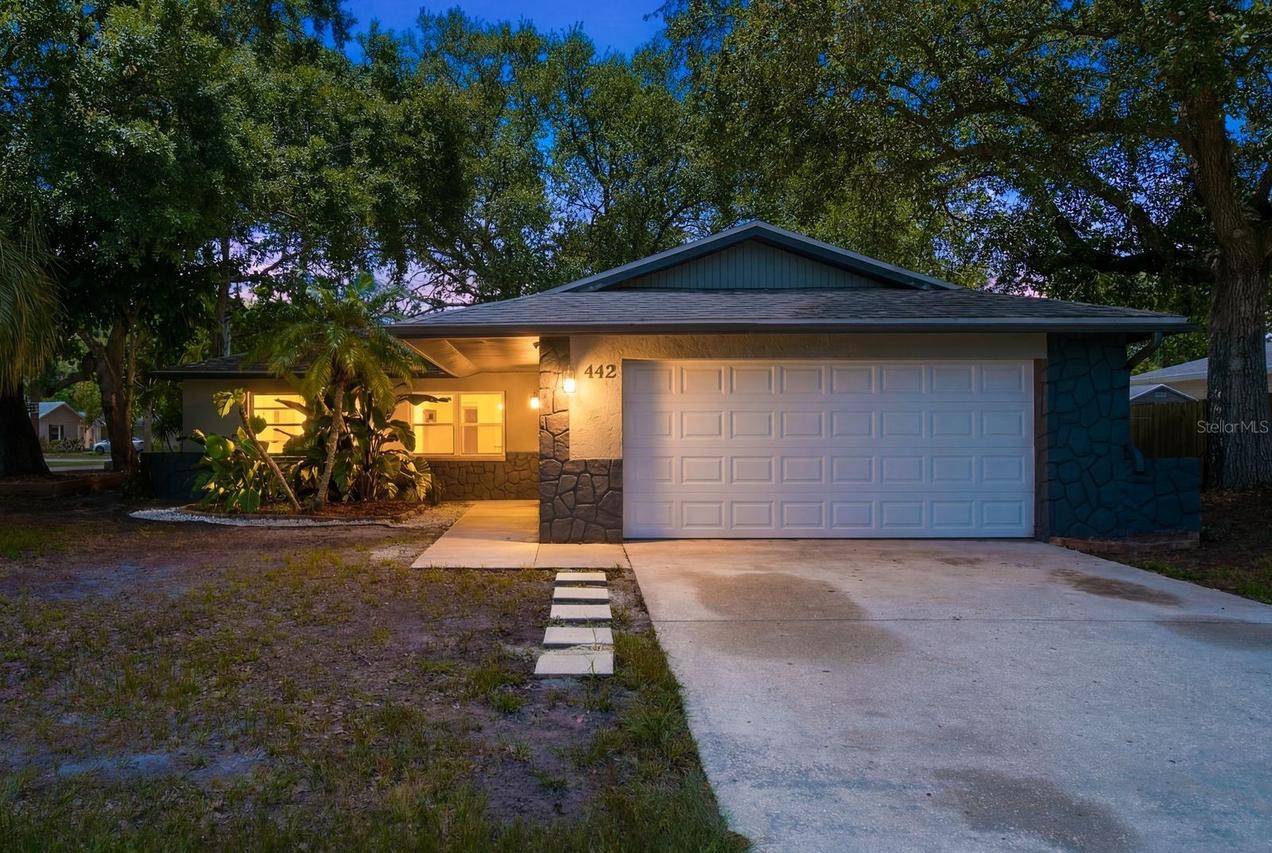 442 Evergreen Dr., Oldsmar, FL 34677