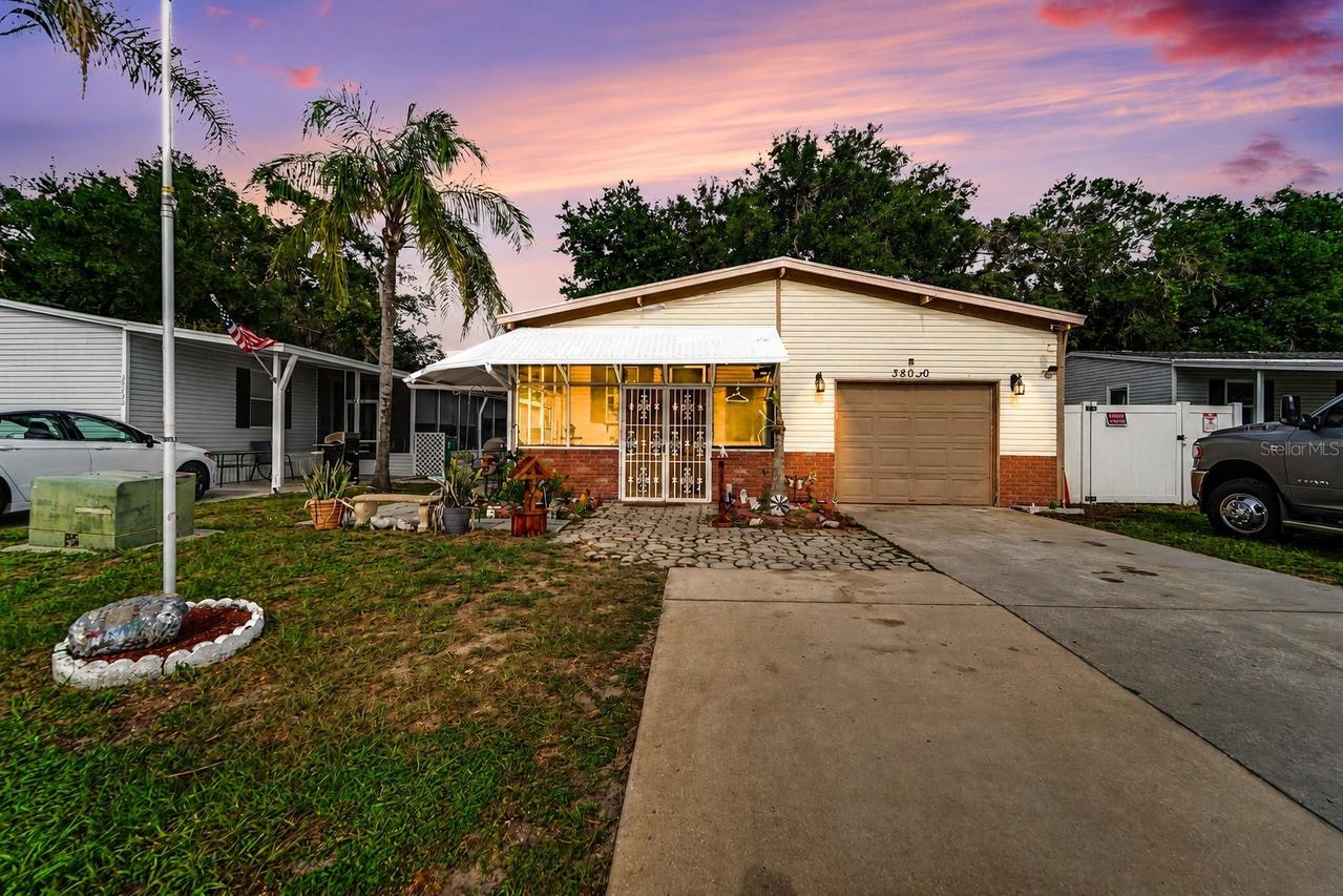38030 Lawanda Loop, Zephyrhills, FL 33542