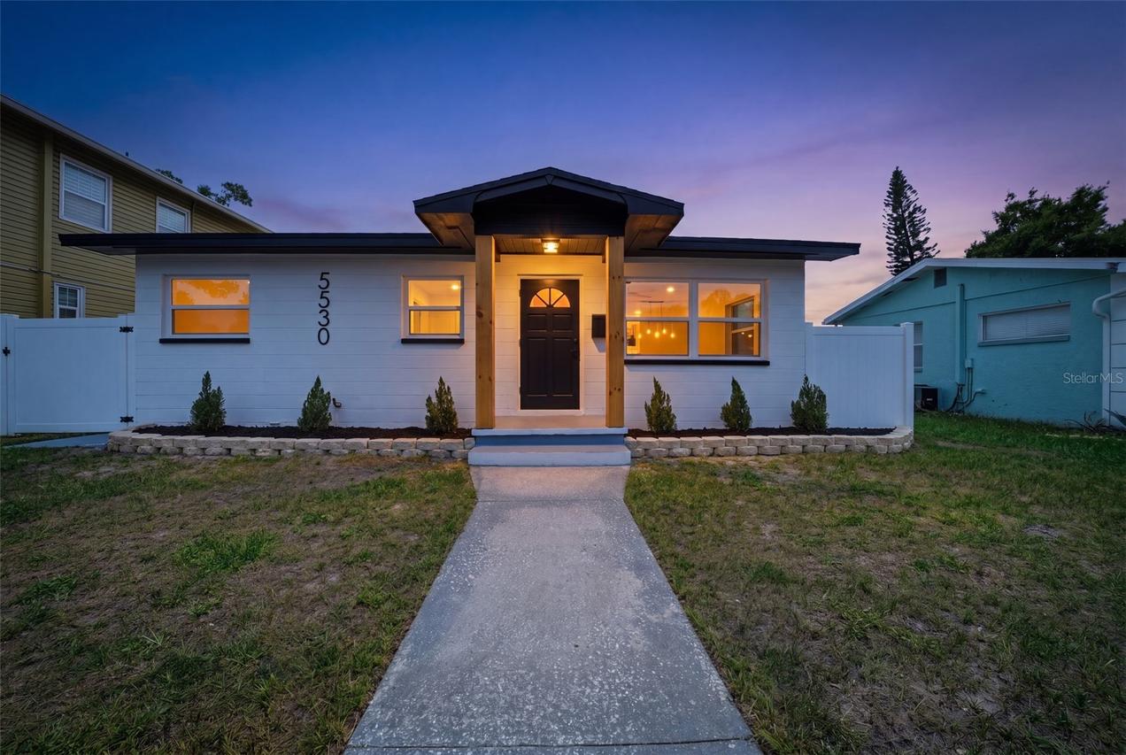 5530 2 Ave., St Petersburg, FL 33710