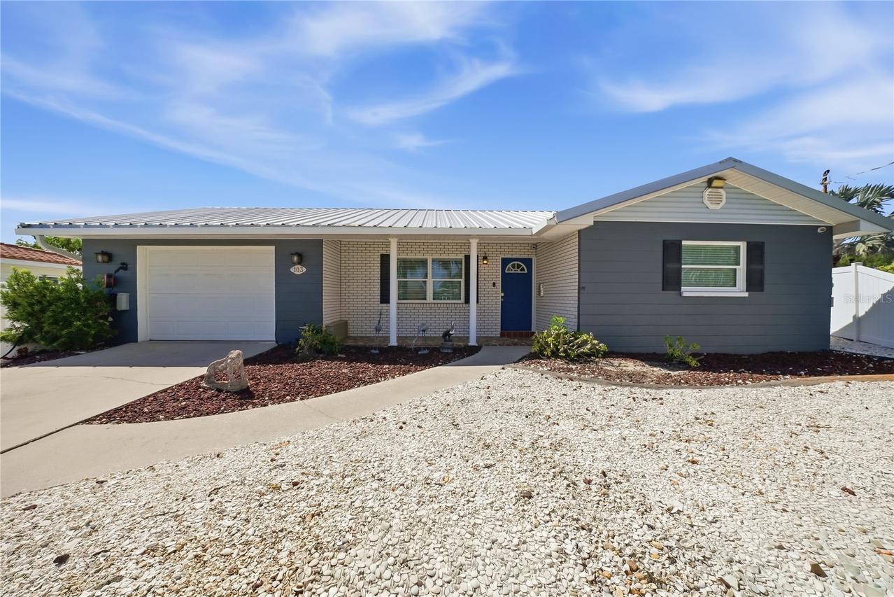 103 6th St., Ruskin, FL 33570