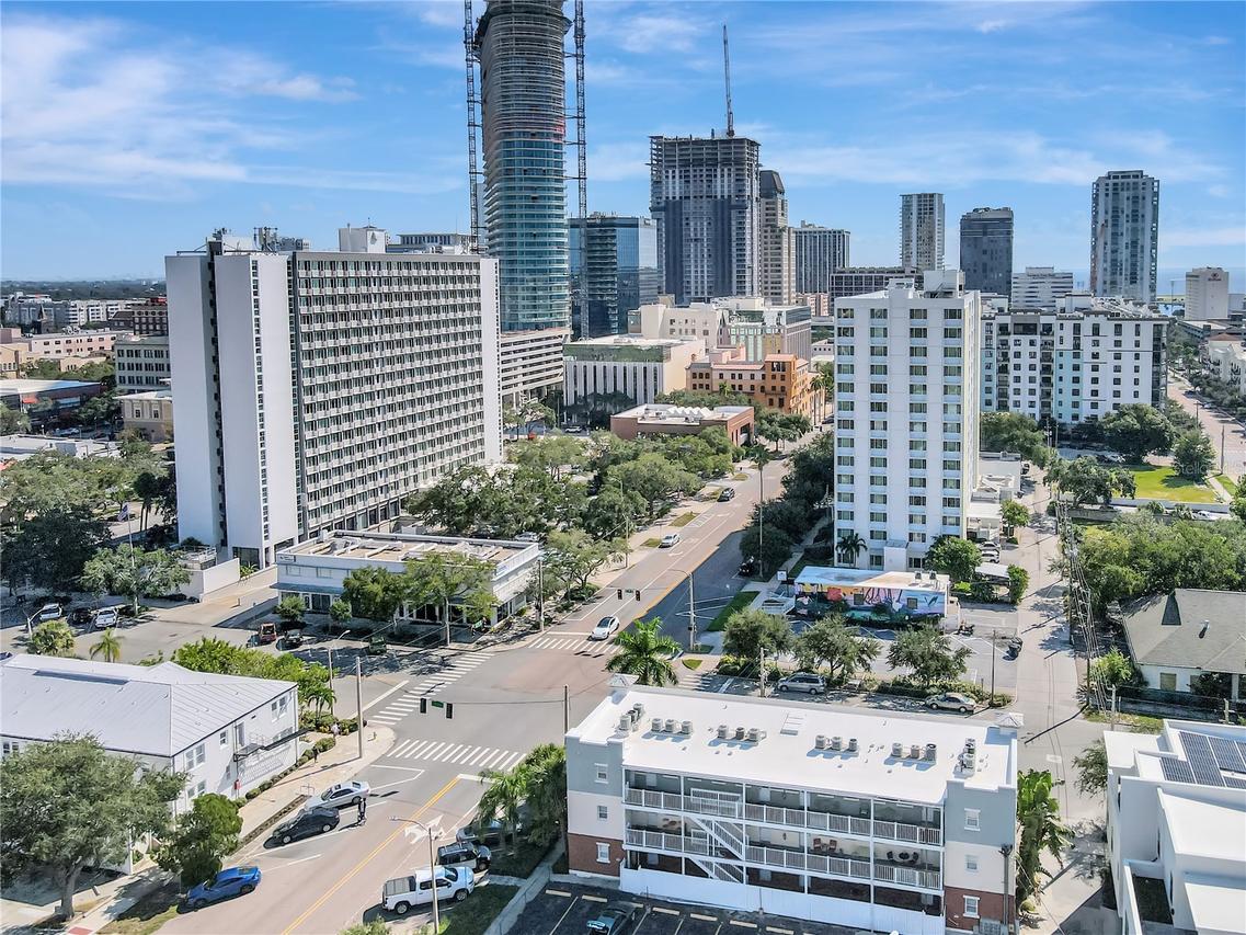 201 6th St. #102, St Petersburg, FL 33701