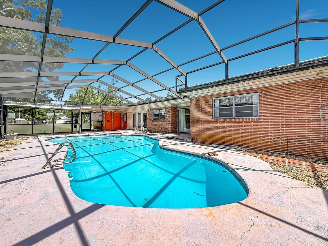 605 Courtney Dr., Tampa, FL 33617