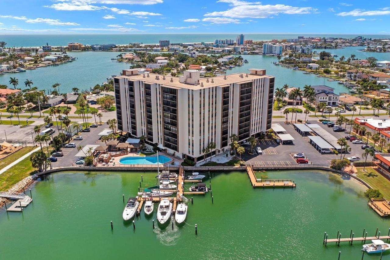 10355 Paradise Blvd. #512, Treasure Island, FL 33706