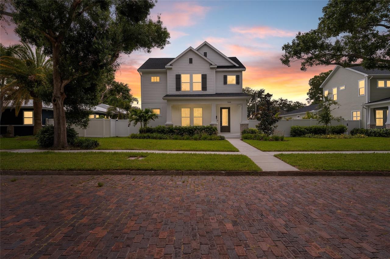 7428 Burlington Ave., St Petersburg, FL 33710