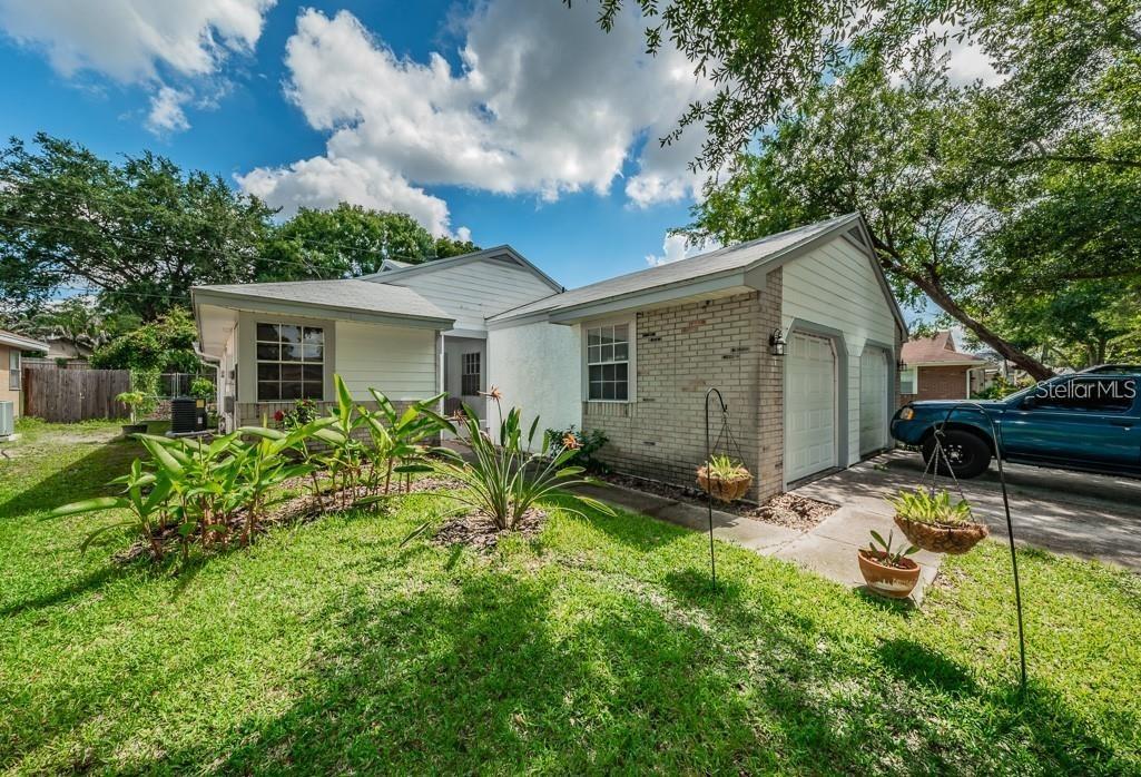 3165 Phlox Dr., Palm Harbor, FL 34684