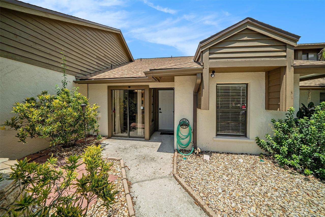 1923 Bayshore Ct., Safety Harbor, FL 34695
