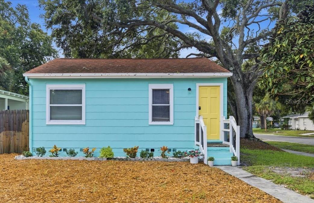 5122 12th Ave., Gulfport, FL 33707