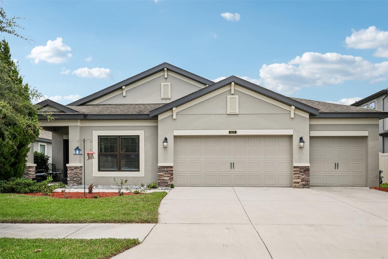8210 Mallow Mirror Ln., Land O Lakes, FL 34637