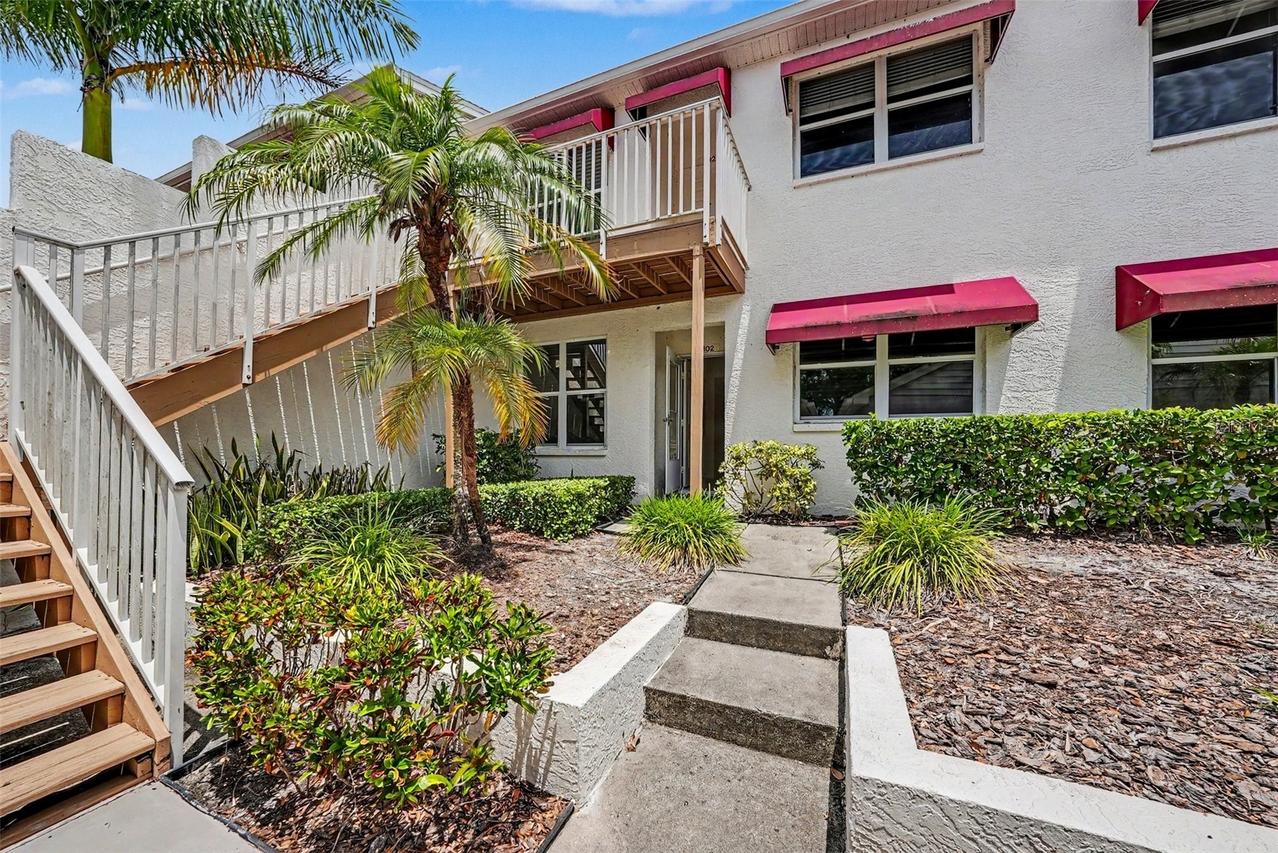 1400 Water View Dr. #102, Largo, FL 33771