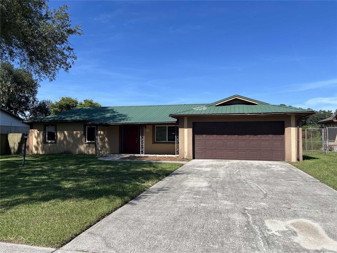 912 Shangri La Dr., Seffner, FL 33584