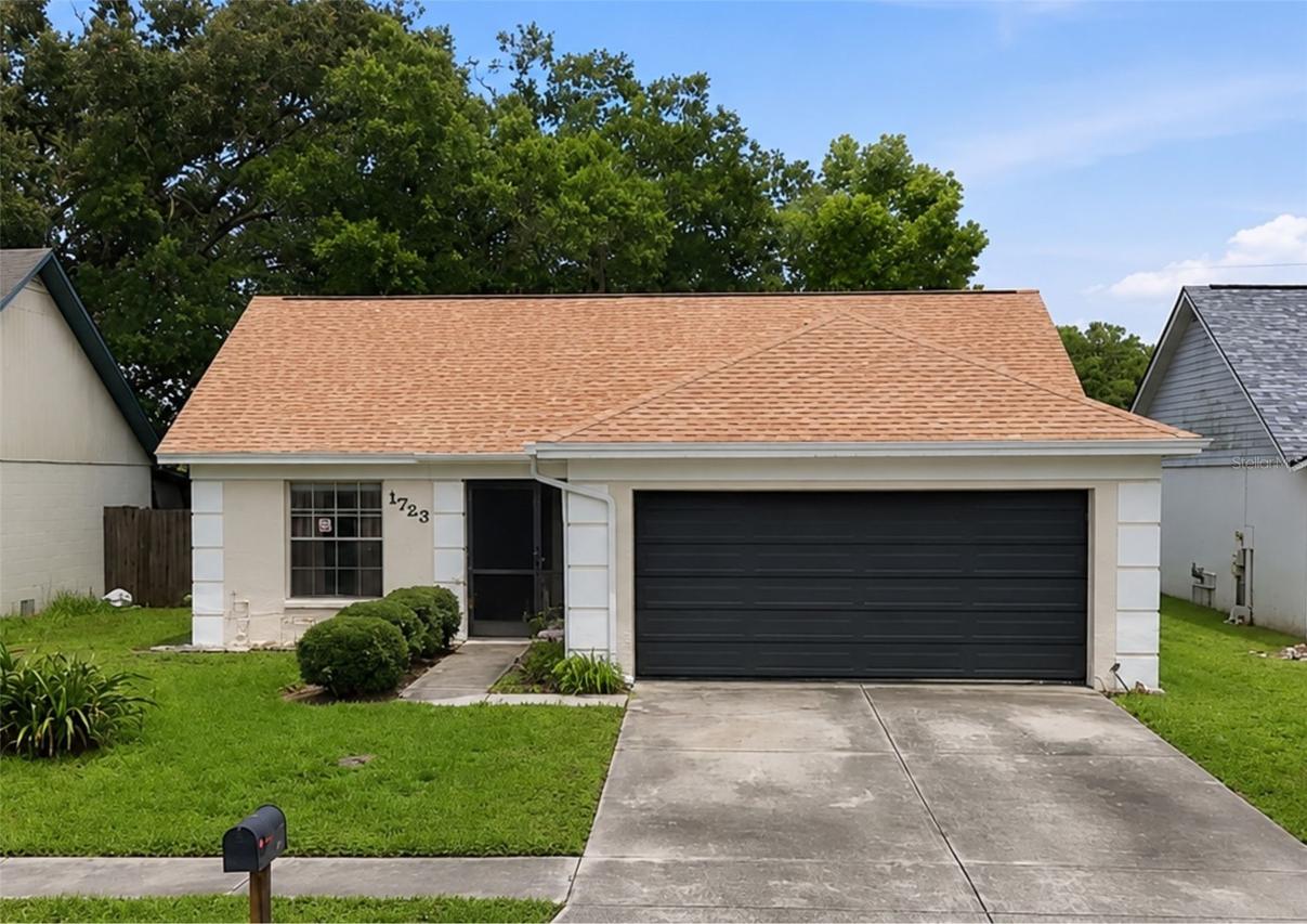 1723 Tarah Trace Dr., Brandon, FL 33510
