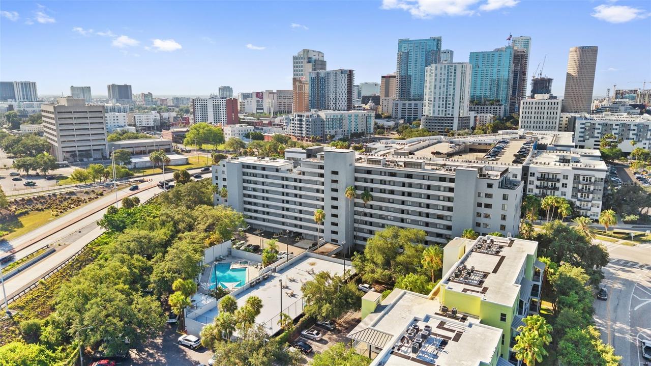 201 W Laurel St. #907, Tampa, FL 33602