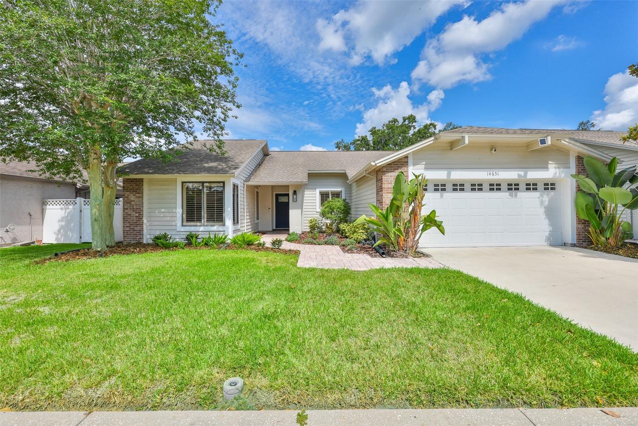 14651 Village Glen Cir., Tampa, FL 33618