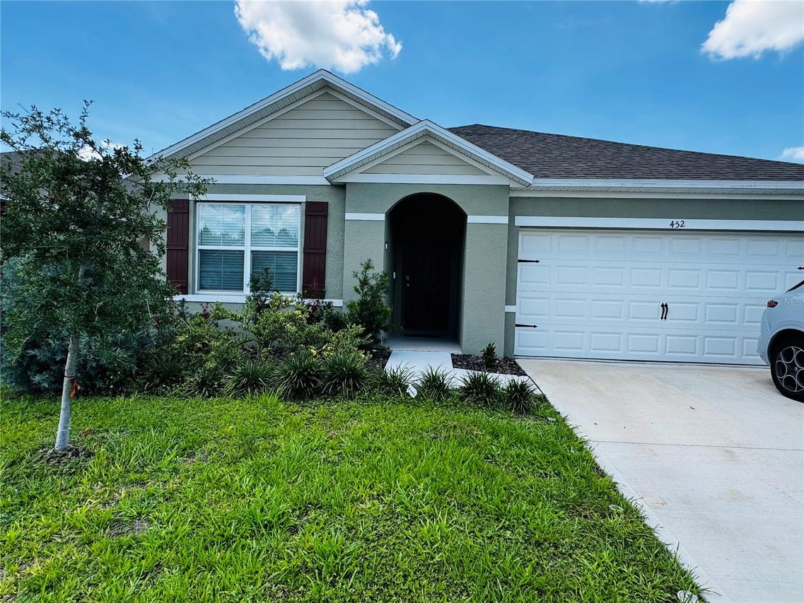 452 Taylor Groves Dr., Lake Wales, FL 33898