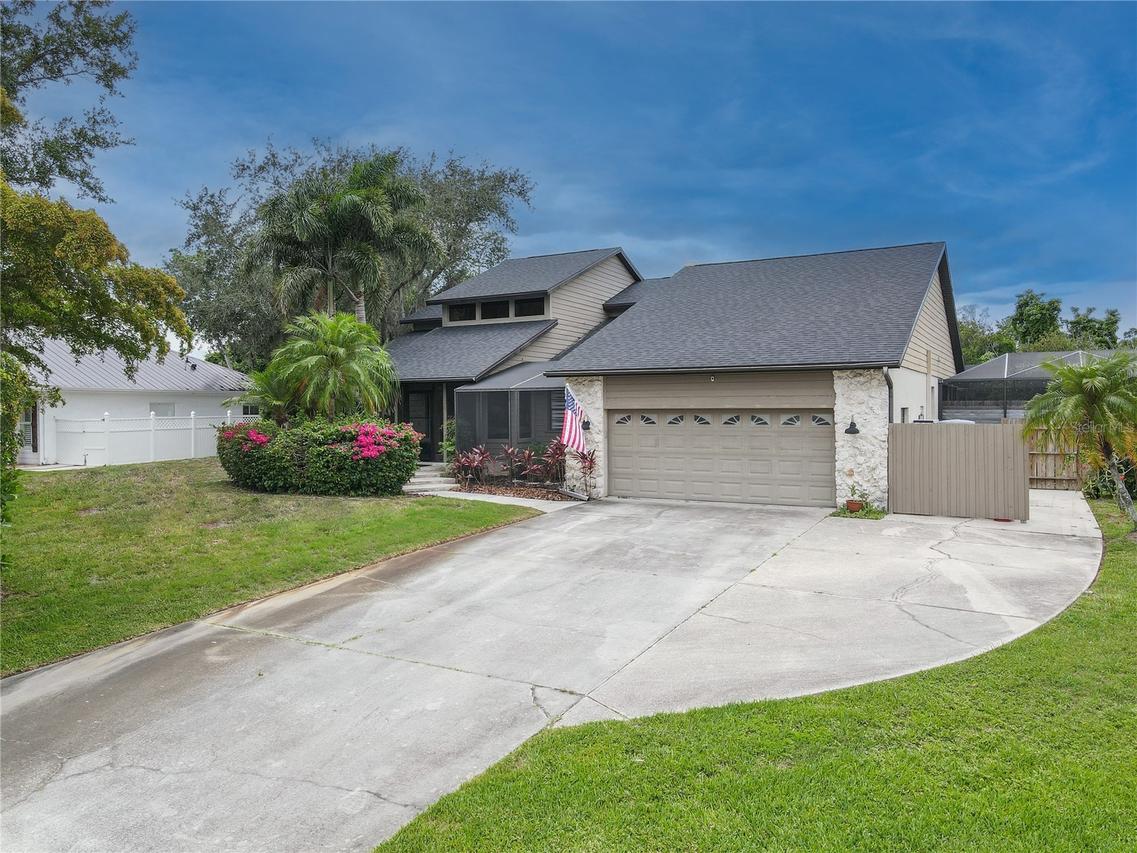 1279 Cornish Ct., Sarasota, FL 34232
