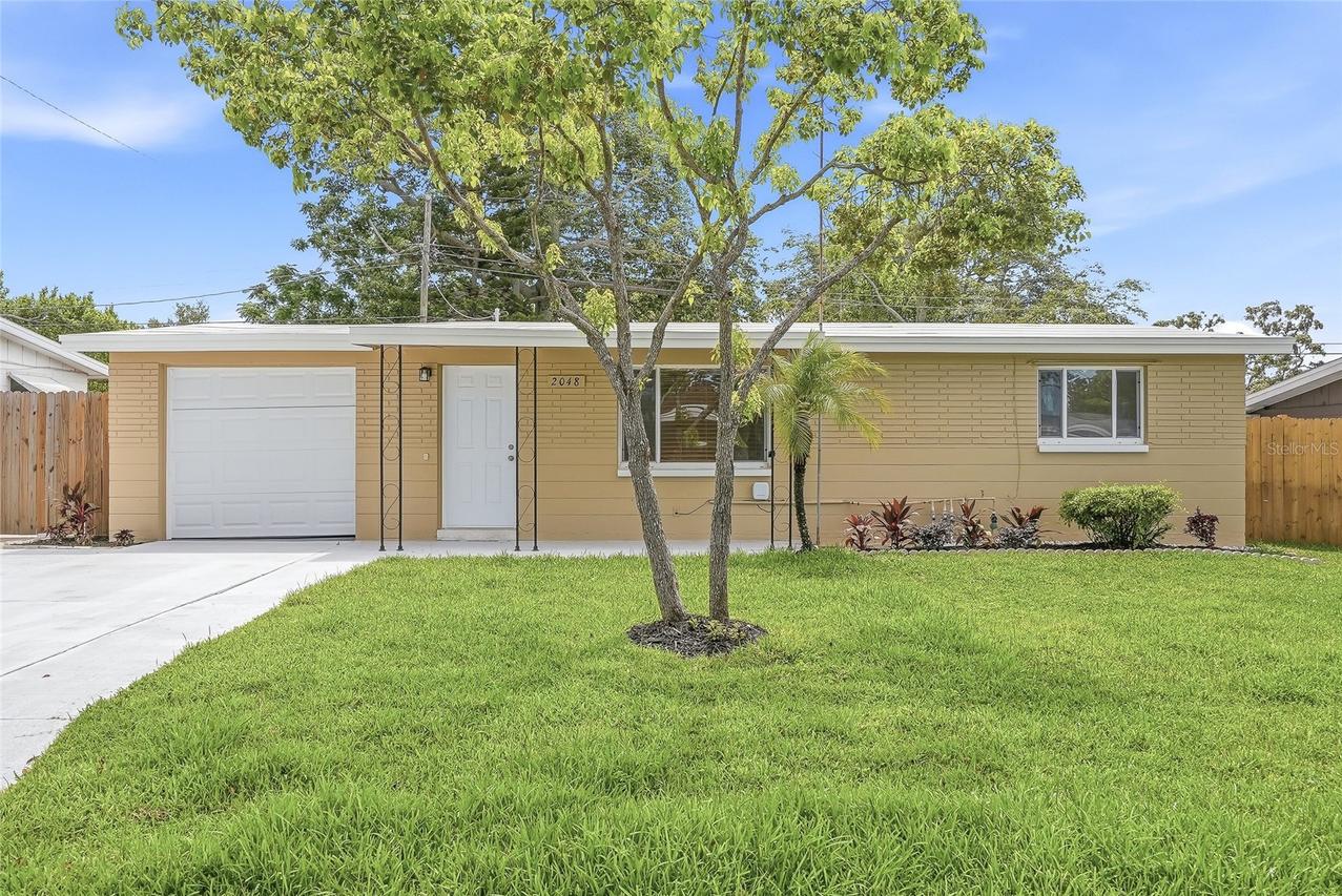 2048 Hess Dr., Holiday, FL 34691