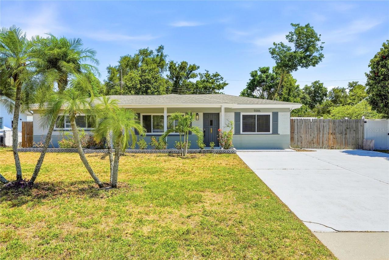 5586 30th Ave., St Petersburg, FL 33710