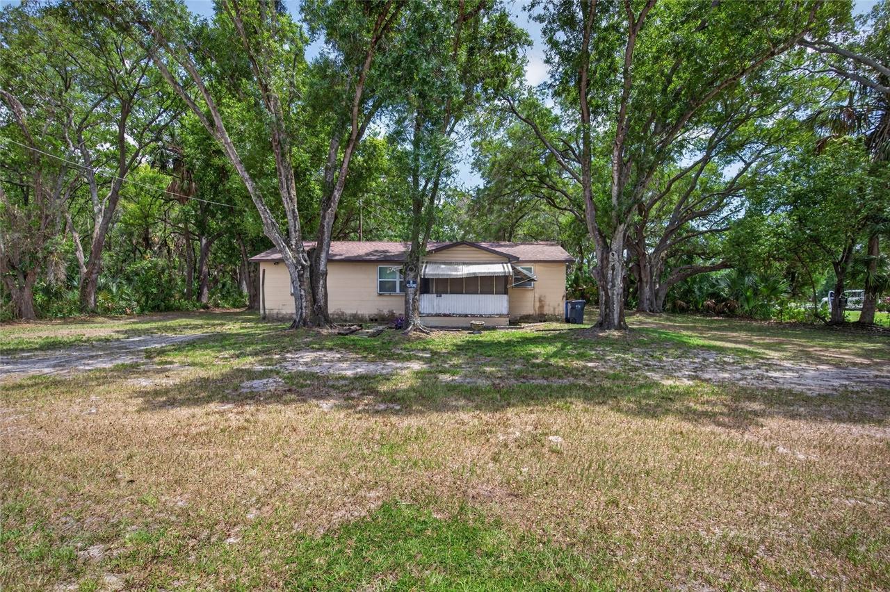 5403 16th Ave., Tampa, FL 33619