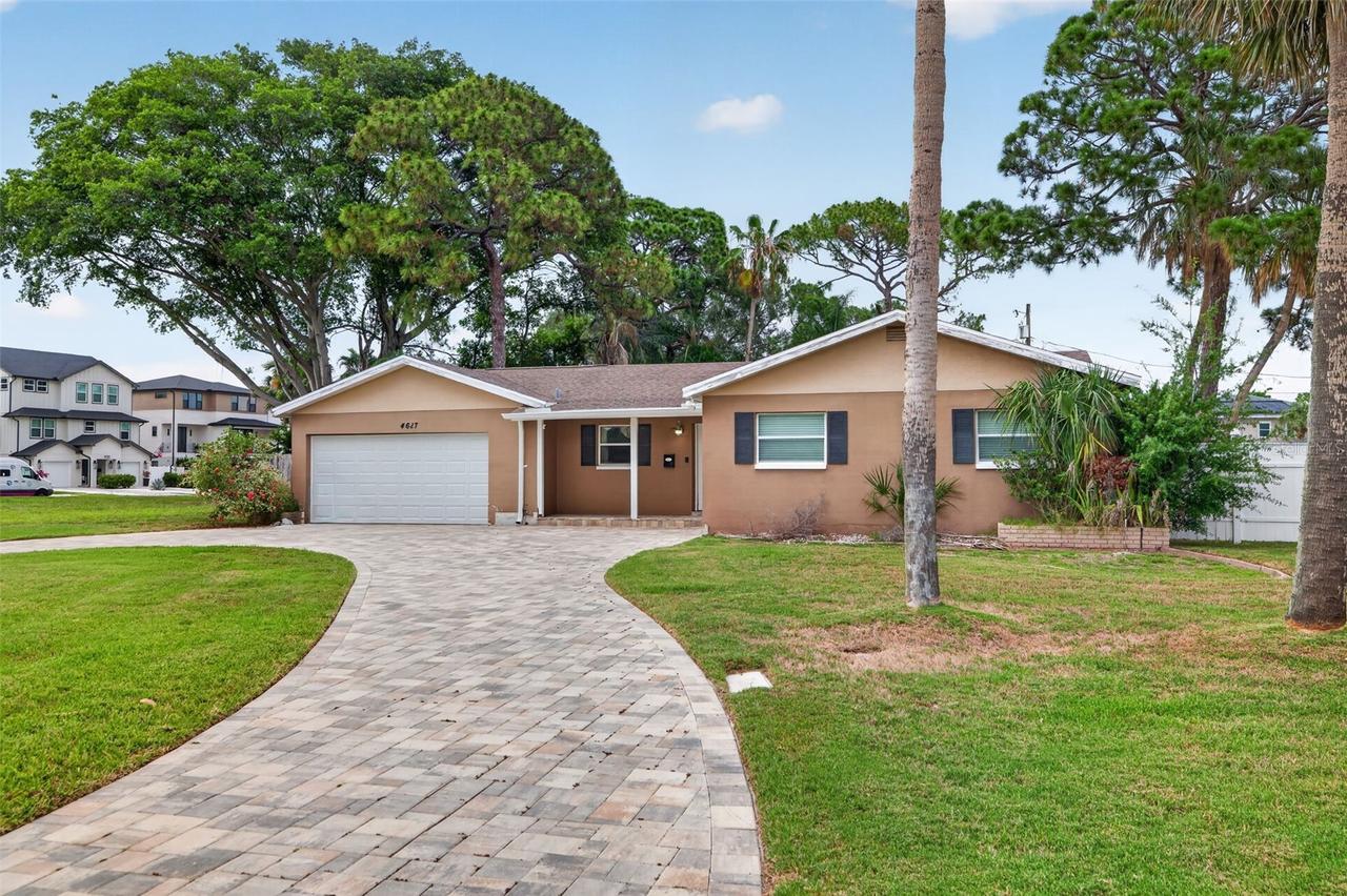 4627 Venetian Blvd., St Petersburg, FL 33704