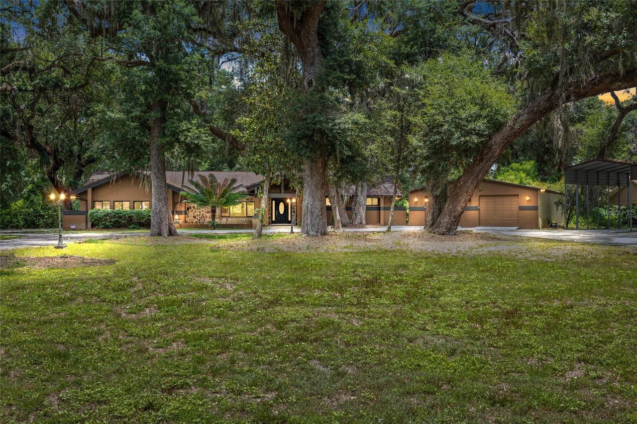 181 N Smokey Mountain Rd., Seffner, FL 33584