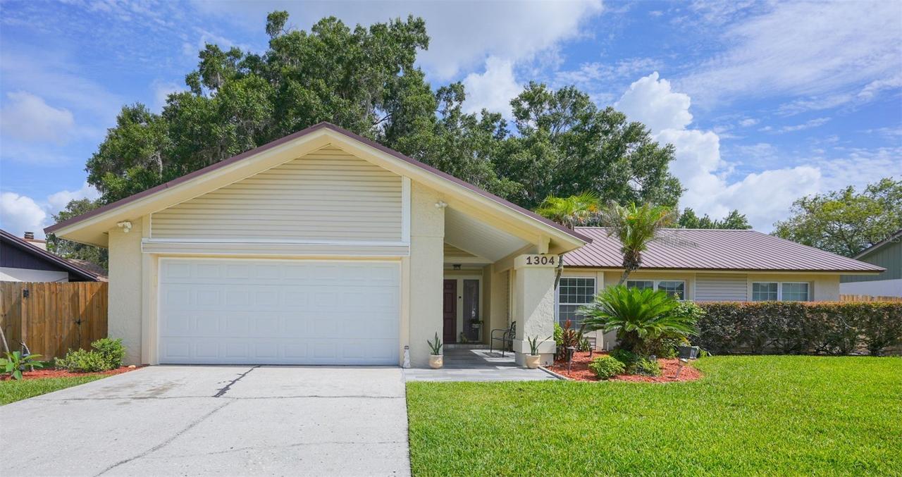 1304 Sandalwood Dr., Plant City, FL 33563