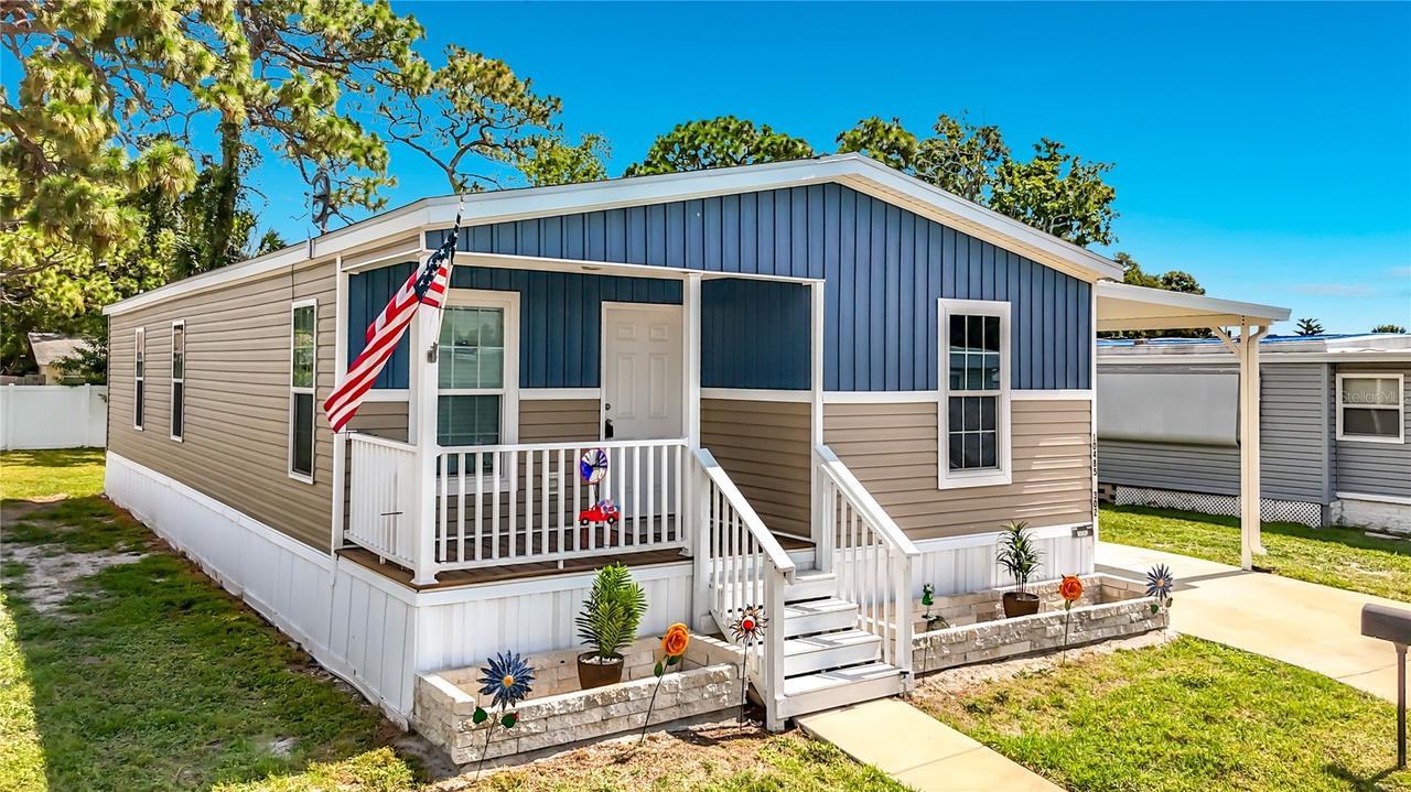 10485 Holiday Shores Dr. #302, Largo, FL 33773