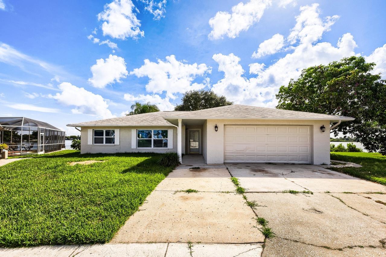 3605 Westminister Ct., Holiday, FL 34691