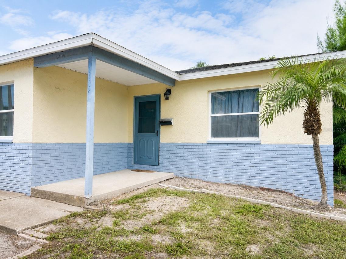 5405 1st St., St Petersburg, FL 33703