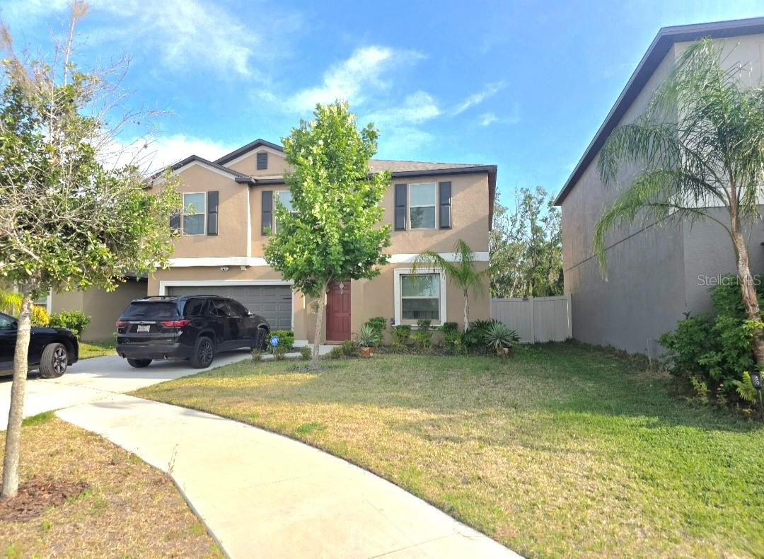 1561 Flower Dust Dr., Ruskin, FL 33570