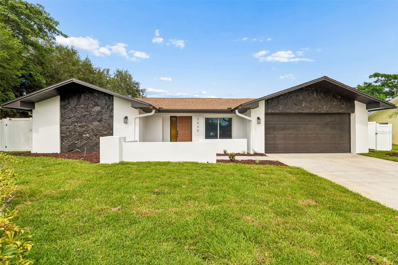 3545 Snowy Egret Ct., Palm Harbor, FL 34683