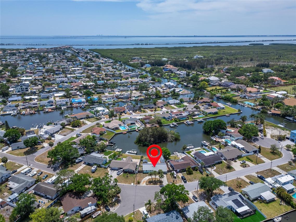 8702 Driftwood Dr., Tampa, FL 33615