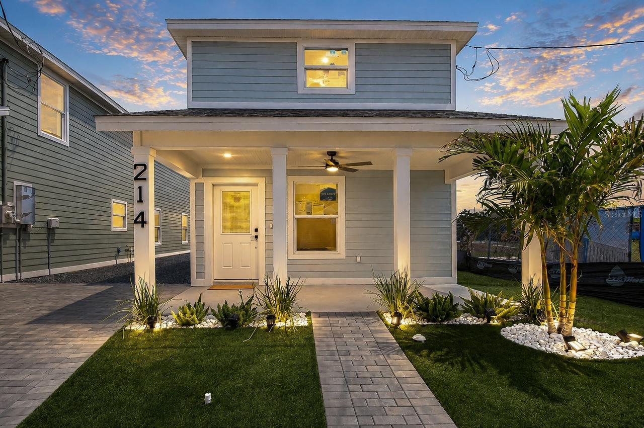 214 8th Avenue Dr., Bradenton, FL 34205