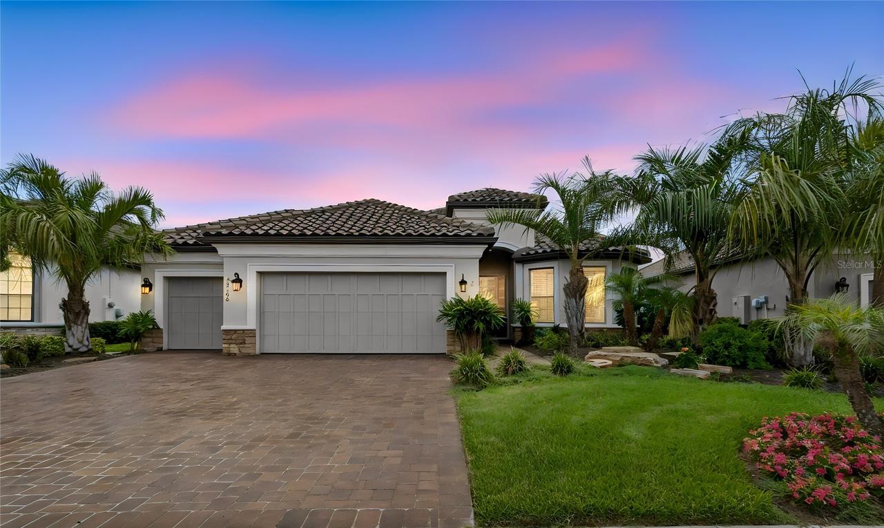 29306 Ginnetto Dr., Wesley Chapel, FL 33543