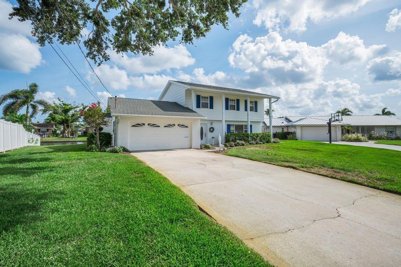 1310 41st Ave., St Petersburg, FL 33703