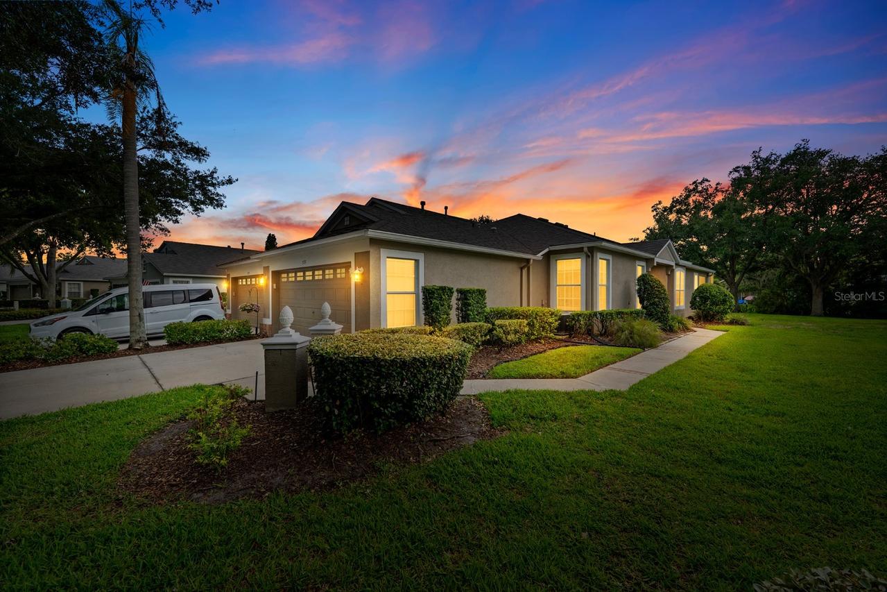 5731 Heronpark Pl., Lithia, FL 33547