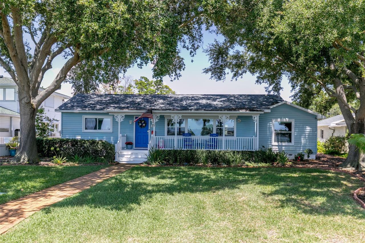110 Sunset Dr., St Petersburg, FL 33707