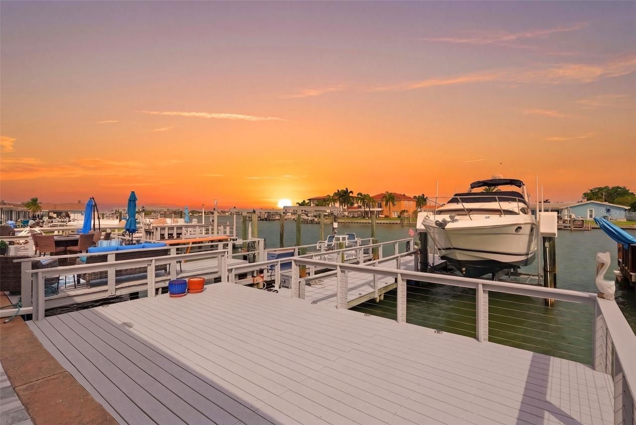 573 Boca Ciega Point Blvd., St Petersburg, FL 33708