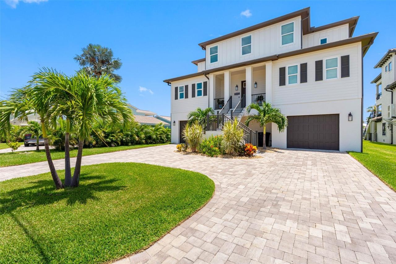 16025 Redington Dr., Redington Beach, FL 33708