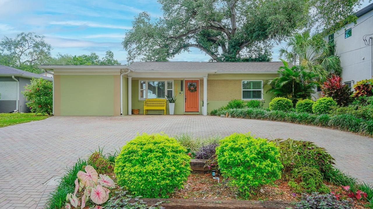 3207 W Nassau St., Tampa, FL 33607