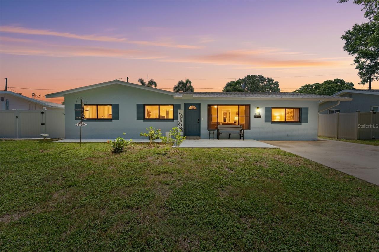 2833 56th Ln., St Petersburg, FL 33710