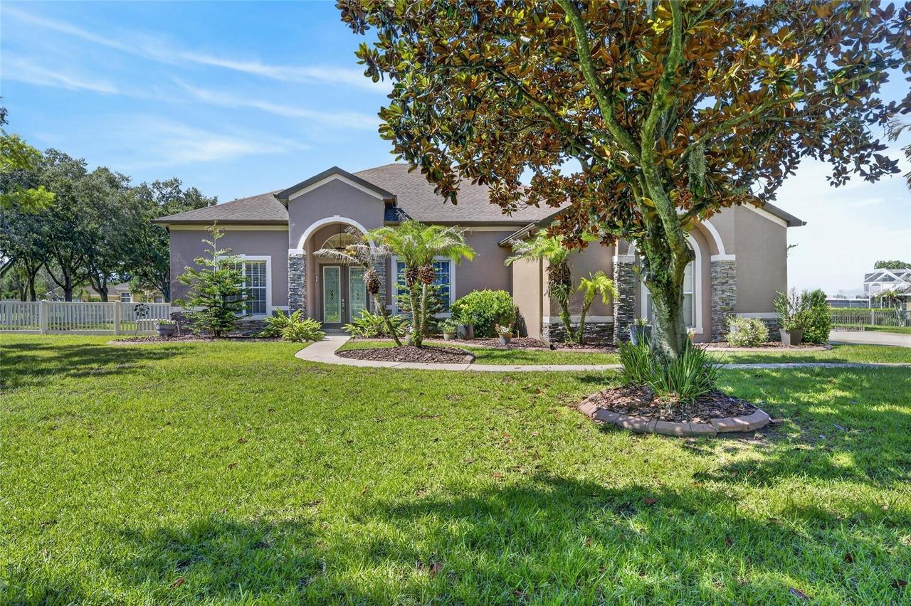 209 Forest Breeze Ave., Brandon, FL 33511