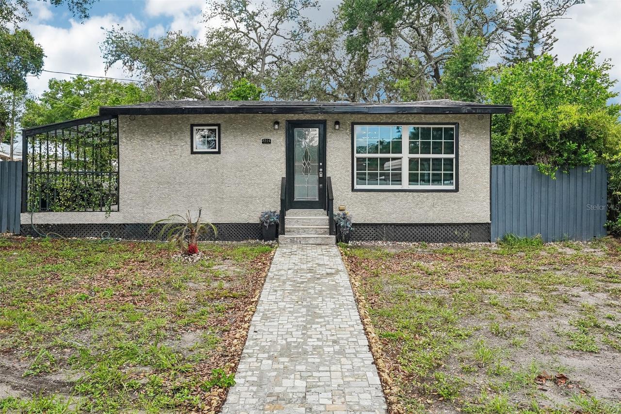 8514 N Branch Ave., Tampa, FL 33604