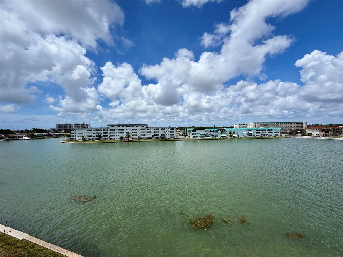 6025 Shore Blvd. #415, Gulfport, FL 33707