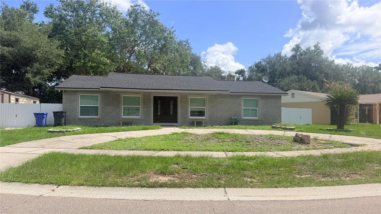 707 Innergary Pl., Valrico, FL 33594