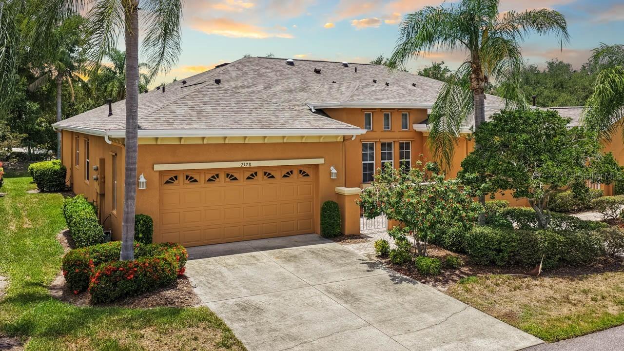2128 Sifield Greens Way #13, Sun City Center, FL 33573