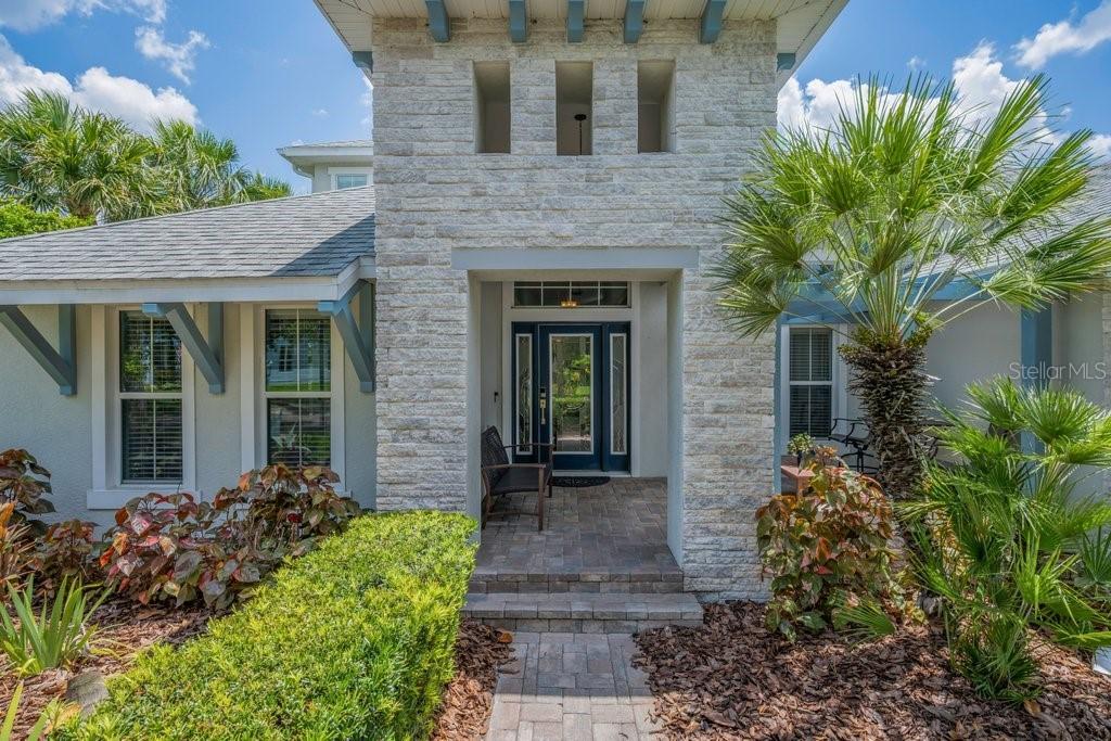 15531 Starling Crossing Dr., Lithia, FL 33547